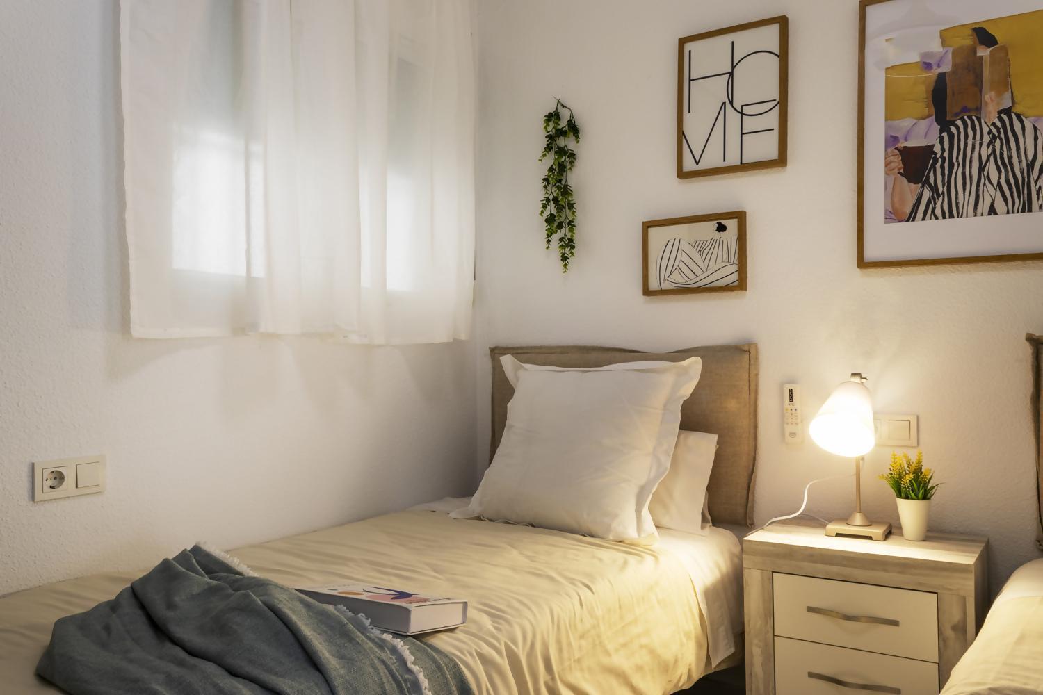 Apartamento Pink Azure Torrevieja Exterior photo