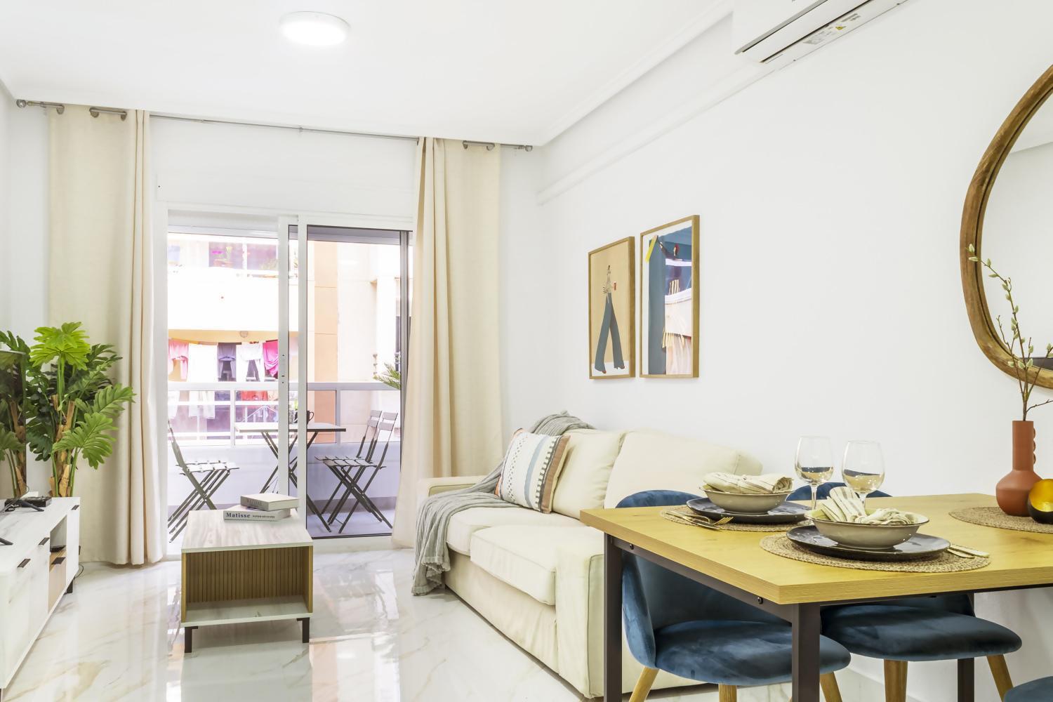 Apartamento Pink Azure Torrevieja Exterior photo